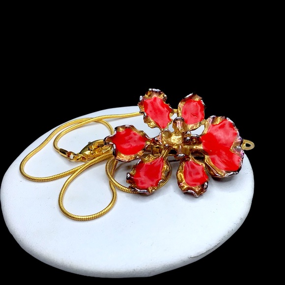 🔥6 for $20! Unique Gold & Enamel Necklace - Picture 3 of 13